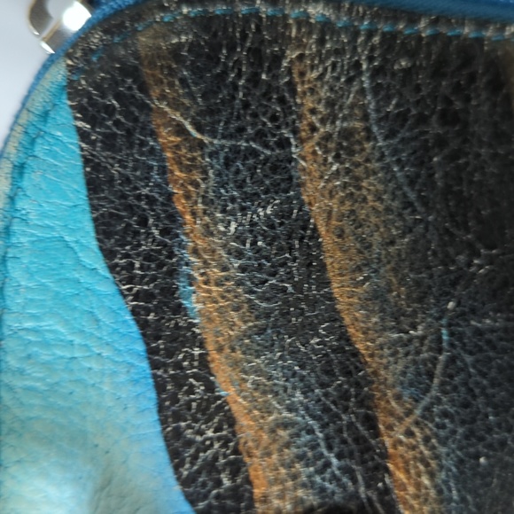 Sukriti Kolkata Hand painted Handbag - Picture 5 of 16